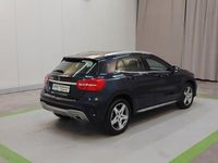 Gebraucht Mercedes GLA180 AMG line 122 PS (89 kW) 2017 Blau SUV