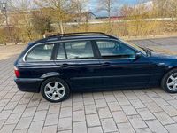 Gebraucht BMW 320 170 PS (125 kW) 2003 Blau Kombi