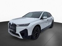 Gebraucht BMW iX Comfort Edition 239 kW (326 PS) 2023 Mineralweiß (weiß) SUV
