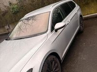 Gebraucht VW Passat 155 PS (114 kW) 2015 Schwarz Kombi