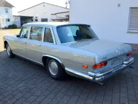 Gebraucht Mercedes 600 250 PS (183 kW) 1971 Silber Limousine