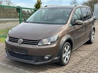 Gebraucht VW Touran Cross 105 PS (77 kW) 2012 Braun Van / Kleinbus