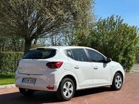 Second-hand Dacia Sandero Expression 101 CP (74 kW) 2024 Alb Berlinǎ