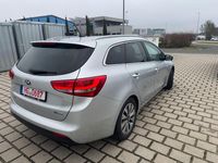 Gebraucht Kia Ceed 135 PS (99 kW) 2016 Silber Kleinwagen