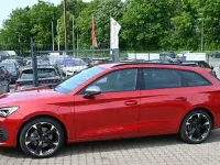 Gebraucht Cupra Leon 150 PS (110 kW) 2023 Rot Limousine