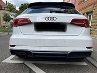 Gebraucht Audi A3 Sport 150 PS (110 kW) 2018 Weiß Limousine