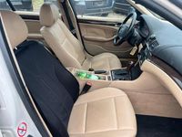Gebraucht BMW 320 150 PS (110 kW) 2005 Weiß Limousine