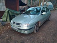 Gebraucht Renault Mégane II 94 PS (69 kW) 2002 Grün Limousine
