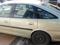 Gebraucht Opel Vectra 136 PS (100 kW) 1996 Grün Limousine