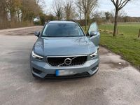 Gebraucht Volvo XC40 163 PS (119 kW) 2019 Grau SUV