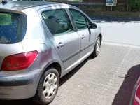 Gebraucht Peugeot 307 110 PS (80 kW) 2003 Silber Limousine