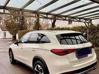 Gebraucht Mercedes GLC300e 197 PS (144 kW) 2023 Weiß SUV