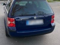 Gebraucht VW Passat 102 PS (75 kW) 2002 Blau Kombi