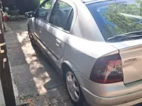 Gebraucht Opel Astra 101 PS (74 kW) 2003 Silber Limousine