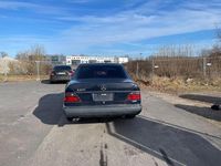 Gebraucht Mercedes E300 179 PS (131 kW) 1992 Blau Limousine
