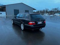 Gebraucht Mercedes E320 224 PS (164 kW) 2005 Schwarz Kombi