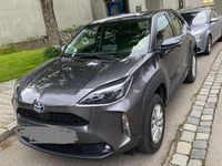 Gebraucht Toyota Yaris Cross Comfort 92 PS (67 kW) 2023 Grau SUV