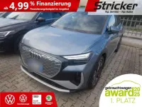 Gebraucht Audi Q4 e-tron Comfort 219 kW (299 PS) 2022 Geysirblau metallic (metallic) SUV
