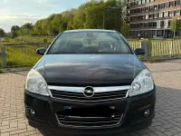 Gebraucht Opel Astra 90 PS (66 kW) 2008 Schwarz Kombi