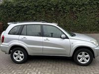 Gebraucht Toyota RAV4 Executive 154 PS (113 kW) 2004 Silber SUV