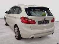 gebraucht BMW 218 Active Tourer 218 d Luxury Line LED NAV AHK