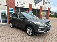 Gebraucht Ford Kuga Titanium 150 PS (110 kW) 2017 Grau SUV