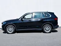 Gebraucht BMW X5 Sport Line 286 PS (210 kW) 2023 Schwarz ii/bonnet fluid black SUV