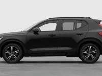 Neu Volvo XC40 Plus 197 PS (144 kW) 2026 Schwarz SUV