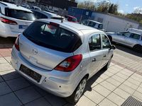 Gebraucht Opel Corsa Selection 80 PS (58 kW) 2009 Starsilber iii m2 Kleinwagen