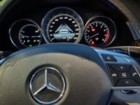 Gebraucht Mercedes E200 Elegance 184 PS (135 kW) 2014 Grau Limousine