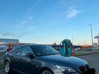 Gebraucht BMW 525 197 PS (144 kW) 2008 Grau Limousine