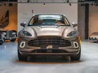 Gebraucht Aston Martin DBX 551 PS (405 kW) 2021 Grau SUV