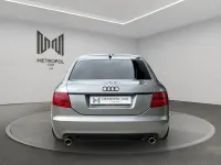 Usata Audi A6 Comfort 177 CV (130 kW) 2004 Grigio Berlina
