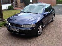 Gebraucht Opel Vectra 156 PS (114 kW) 1999 Blau Limousine