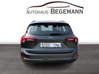 Gebraucht Ford Focus Cool & Connect 120 PS (88 kW) 2022 Grau Kombi