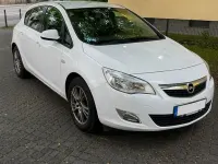 Gebraucht Opel Corsa Edition 101 PS (74 kW) 2009 Weiß Kleinwagen