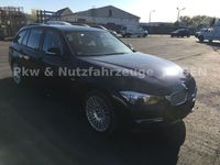 Gebraucht BMW 325 218 PS (160 kW) 2013 Blau Kombi