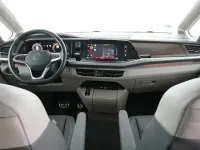 Second-hand VW Multivan Style 150 CP (110 kW) 2025 Negru Monovolum