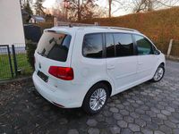 Gebraucht VW Touran 140 PS (102 kW) 2014 Weiß Van / Kleinbus