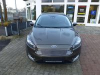 Gebraucht Ford Focus Titanium 125 PS (91 kW) 2018 Toffeebraun metallic Kombi