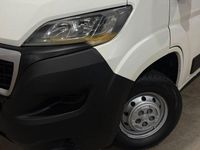 Gebraucht Peugeot Boxer 140 PS (102 kW) 2021 Weiß Van
