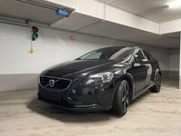 gebraucht Volvo V40 T4 Auto. 99Km. TÜV Neu. Navi. Sitz. Benz.