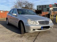 Gebraucht Mercedes C240 170 PS (125 kW) 2001 Silber Limousine