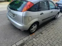 Gebraucht Ford Focus Trend 101 PS (74 kW) 1999 Schwarz Limousine