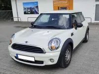 Käytetty Mini ONE 75 HP (55 kW) 2009 Valkoinen Viistoperä