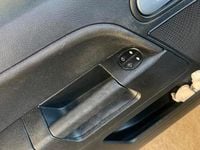 Gebraucht Ford Fusion 68 PS (50 kW) 2006 Schwarz Kleinwagen