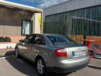 Gebraucht Audi A4 101 PS (74 kW) 2002 Silber Limousine