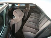 Gebraucht Mercedes S260 160 PS (117 kW) 1988 Beige Limousine