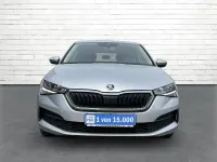 Gebraucht Skoda Scala Active 116 PS (85 kW) 2020 Silber metallic Kleinwagen