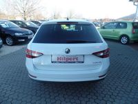 Gebraucht Skoda Superb Ambition 150 PS (110 kW) 2016 Weiß Kombi